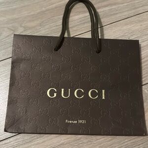 Gucci shopping bag